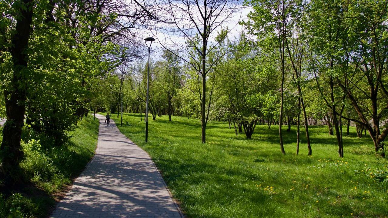 Apartament "Park Lotnikow" Краков Экстерьер фото